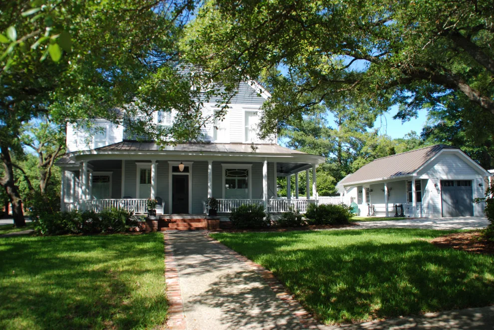 Georgetown Heritage Restoration by D. Dwayne Vernon. Architect. - Photo 2