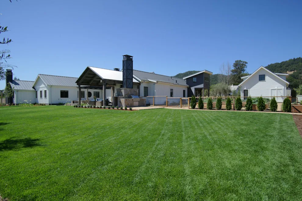 Napa Hoffman Home by Holder Parlette Architecture + Landscapes - Photo 10