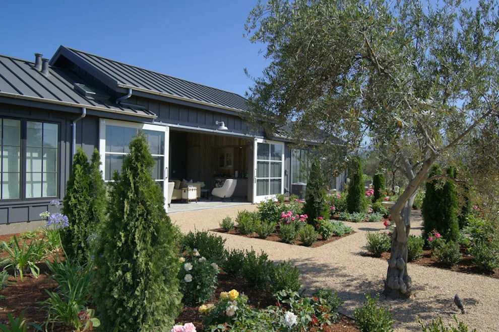 Napa Hoffman Home by Holder Parlette Architecture + Landscapes - Photo 6