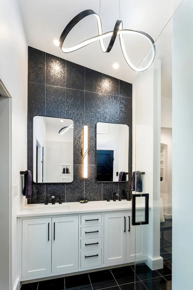 Holiday Farm Residential Reconstruction After Fire by Agate Architecture, LLC - Photo 3