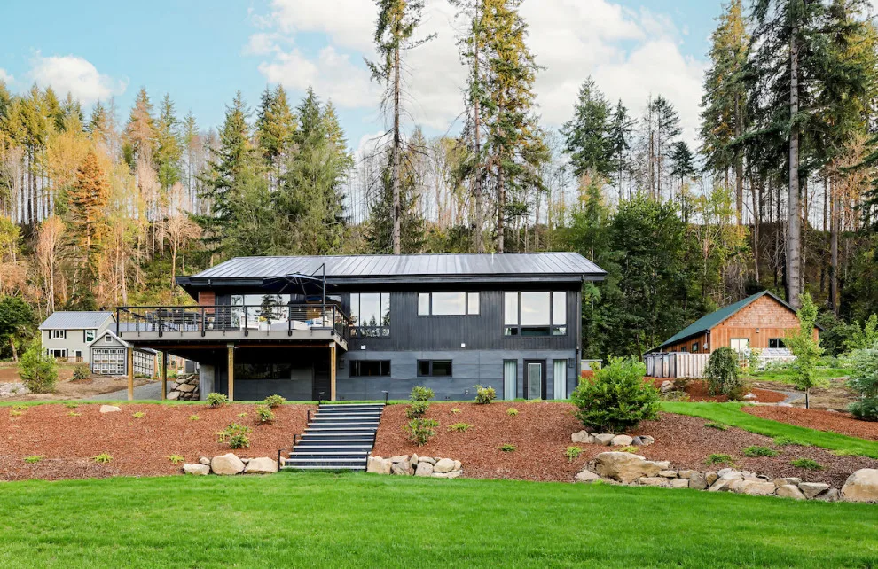 Holiday Farm Residential Reconstruction After Fire by Agate Architecture, LLC - Photo 10