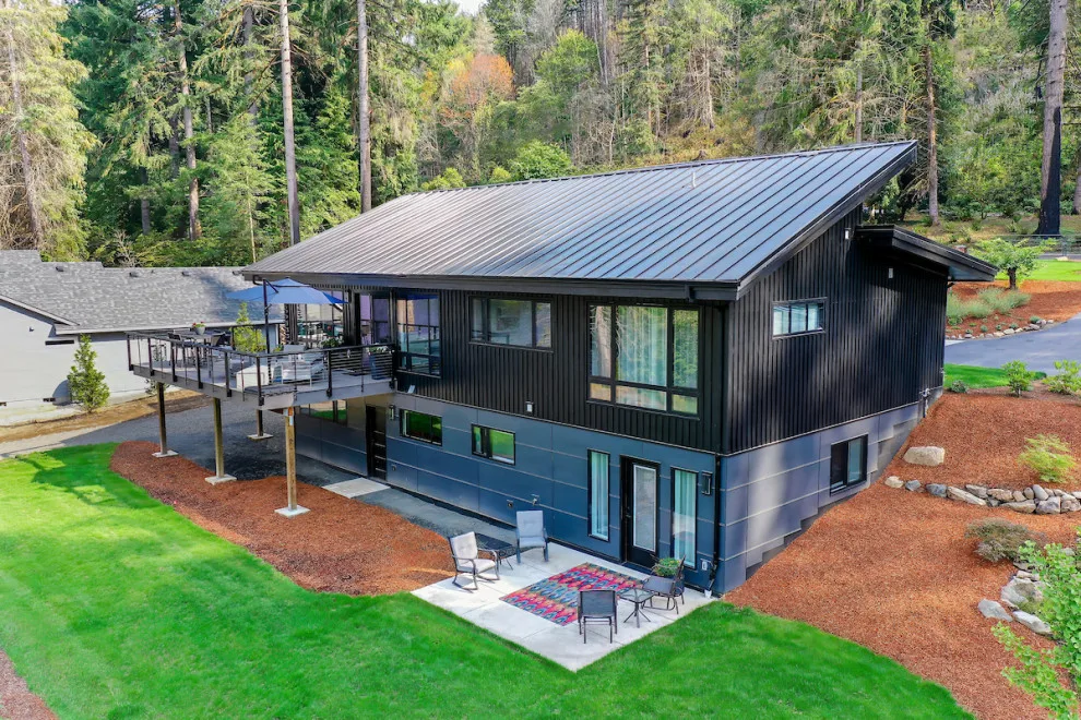 Holiday Farm Residential Reconstruction After Fire by Agate Architecture, LLC - Photo 24