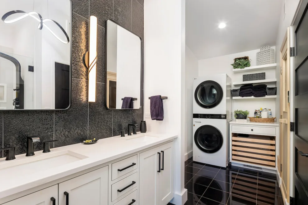 Holiday Farm Residential Reconstruction After Fire by Agate Architecture, LLC - Photo 19