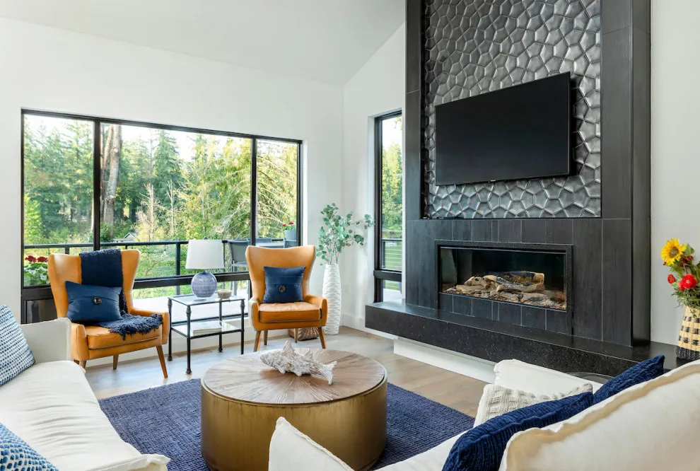Holiday Farm Residential Reconstruction After Fire by Agate Architecture, LLC - Photo 4
