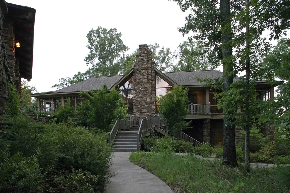 Holmes County Getaway by Howorth & Associates Architects - Photo 9