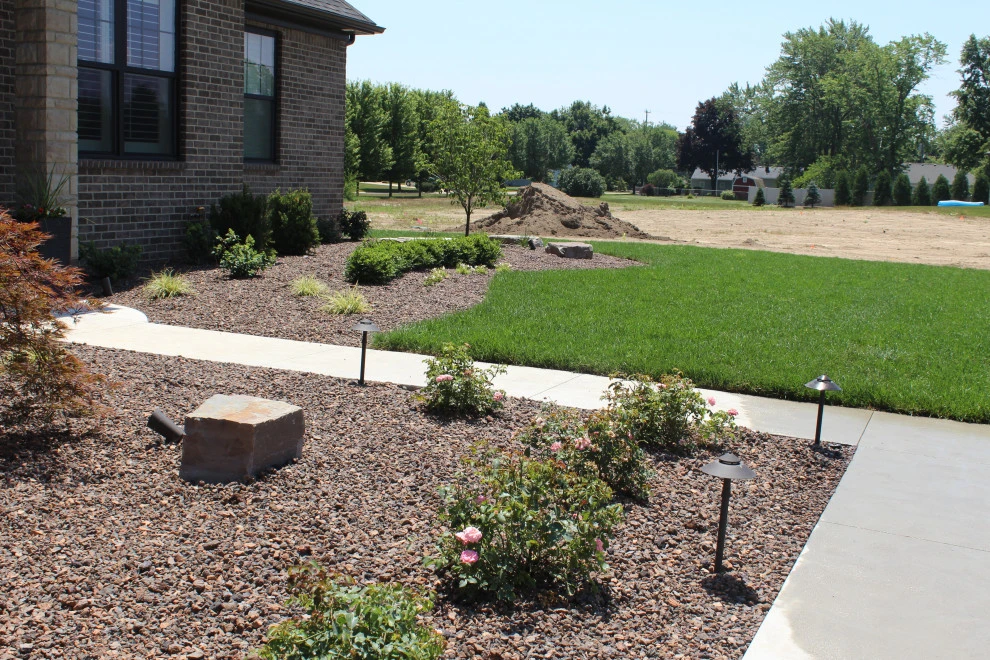 Front Yard Landscape Design by GLC Lawn & Landscaping LLC - Photo 3