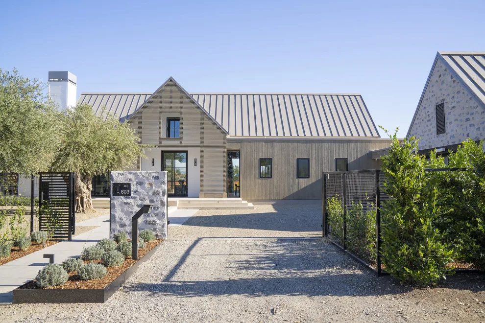Koman Residence by Zimmerman Miller Montanari - Photo 6