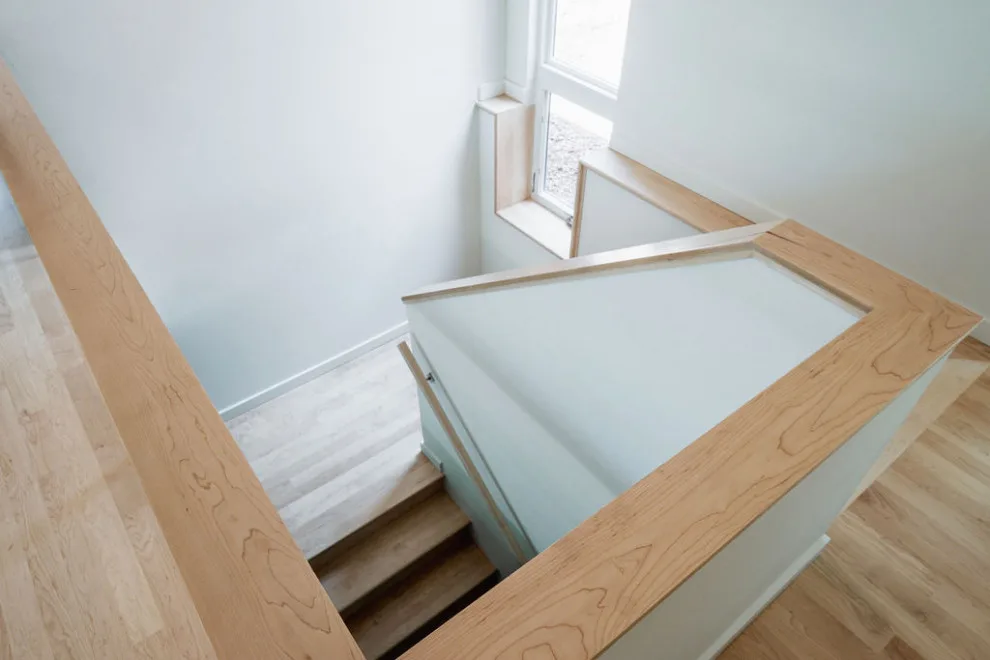 Slope-side Home by Matthias J Pearson Architect PLLC - Photo 9