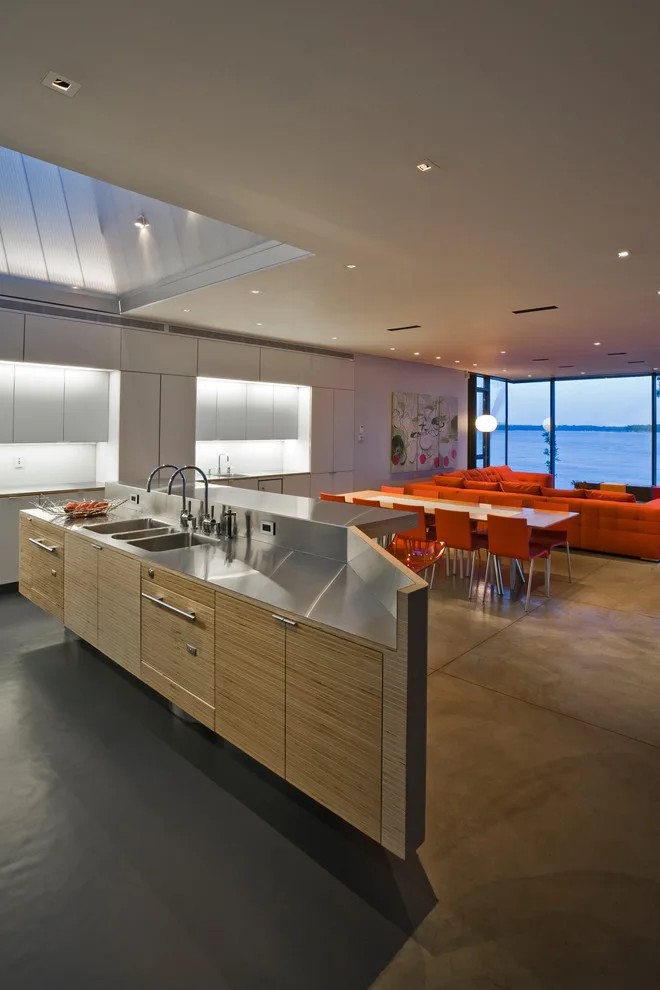 Lake Okoboji Residence by Actual Architecture Company - Photo 5