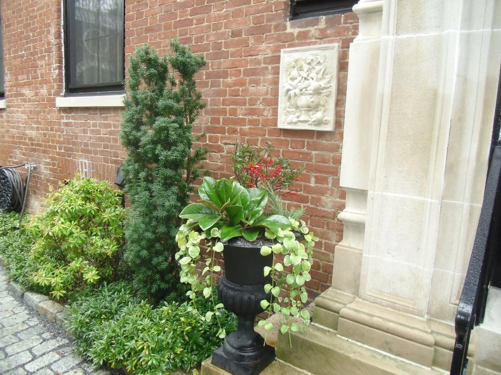 Planting Design by Green Spaces Landscaping - Photo 24
