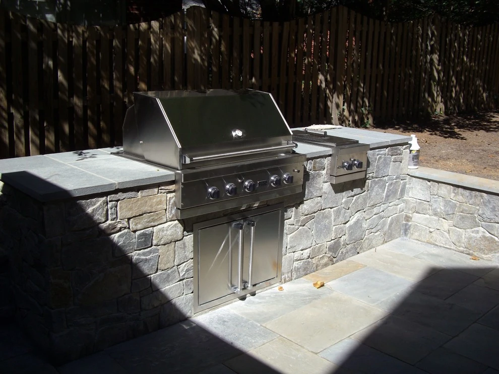 Outdoor Kitchens by Green Spaces Landscaping - Photo 4