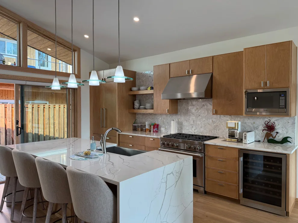 Contemporary Mid-Century Hull by McLaughlin Design & Construction LLC - Photo 4