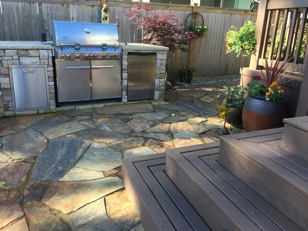 Outdoor Kitchens by Green Spaces Landscaping - Photo 18