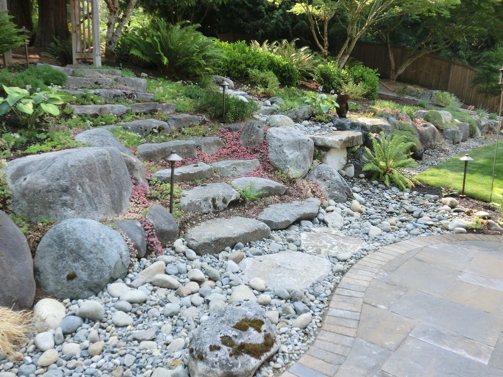 Planting Design by Green Spaces Landscaping - Photo 16