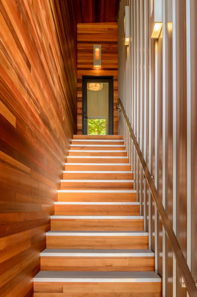 Icicle Home 02 by Syndicate Smith LLC - Photo 9