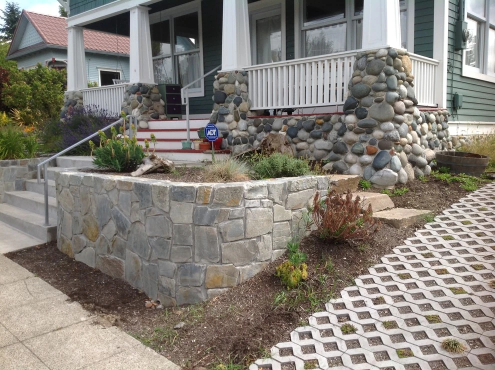 2017 Projects by Green Spaces Landscaping - Photo 122
