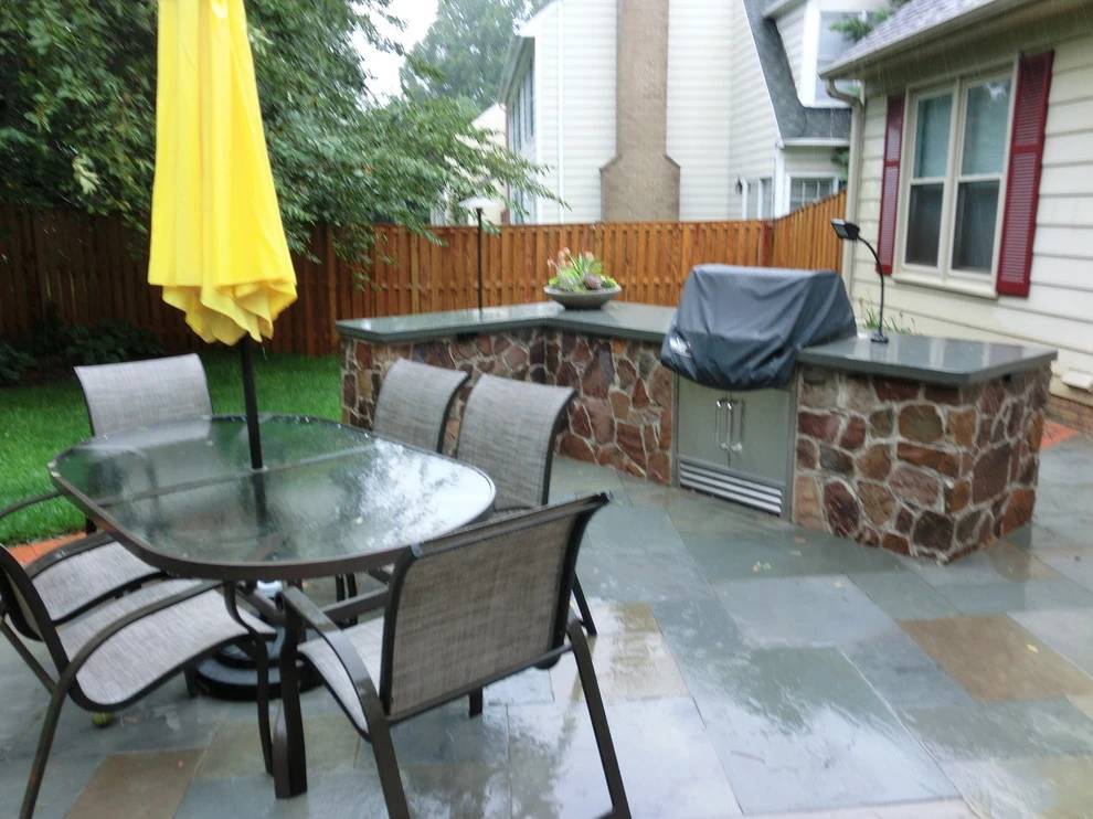 Outdoor Kitchens by Green Spaces Landscaping - Photo 16