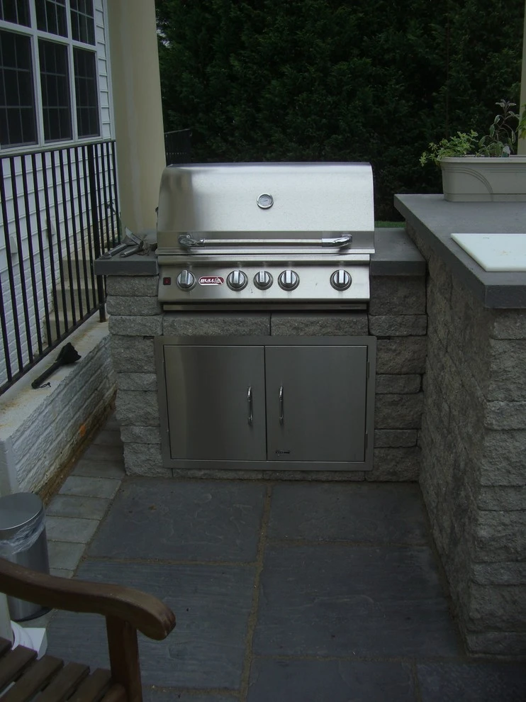 Outdoor Kitchens by Green Spaces Landscaping - Photo 12