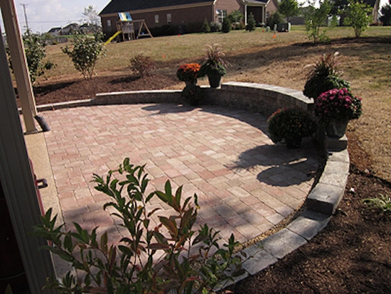 Pratt's Lawn And Landscape - Photo 4