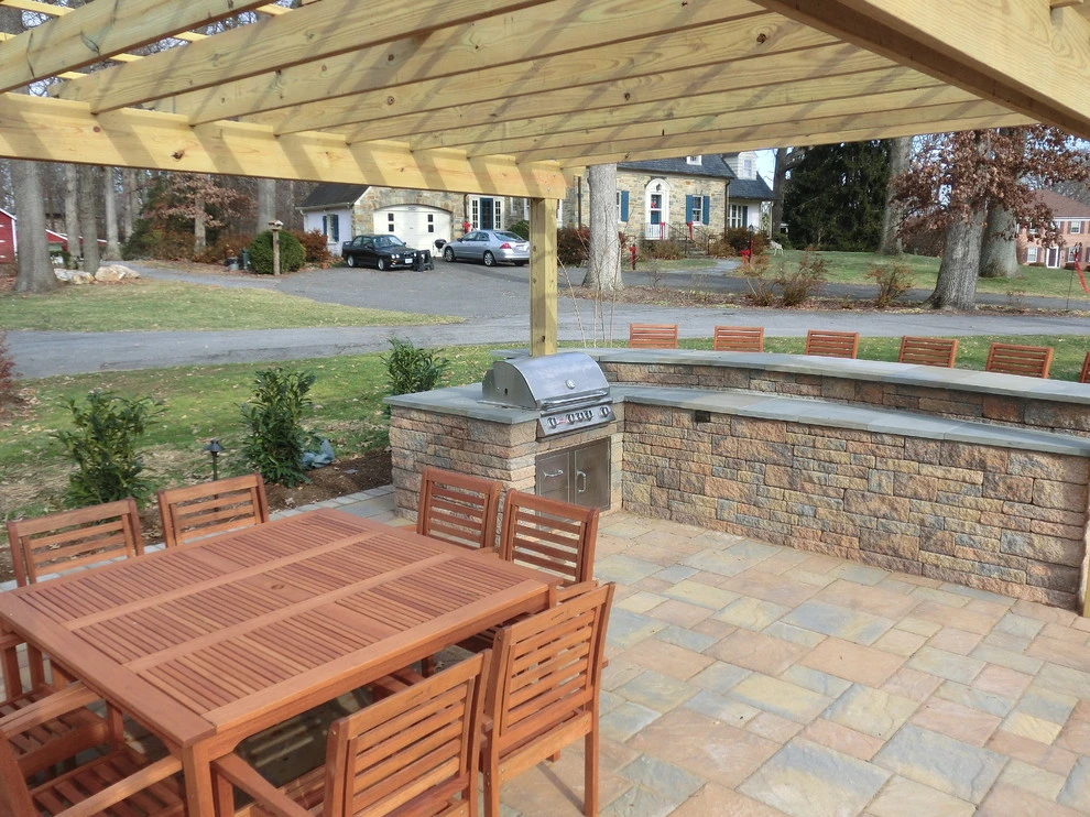 Outdoor Kitchens by Green Spaces Landscaping - Photo 14