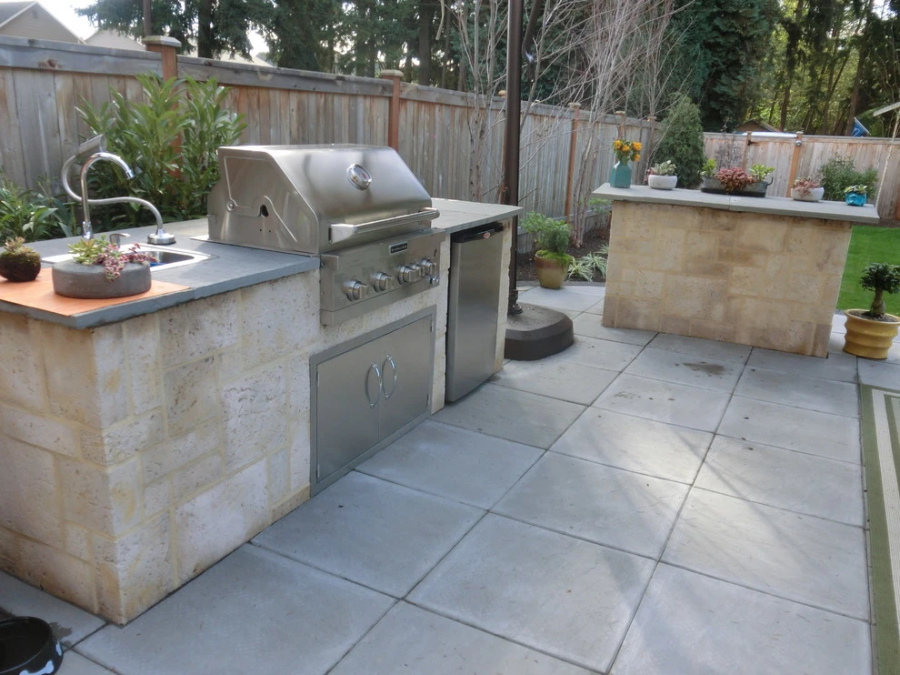 Outdoor Kitchens by Green Spaces Landscaping - Photo 20