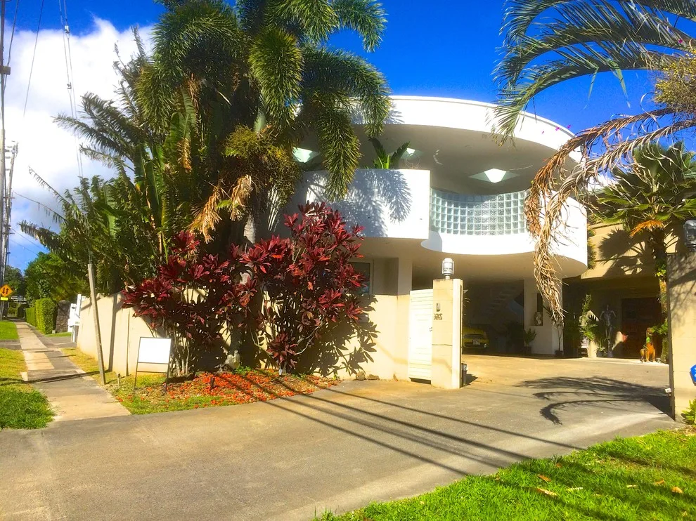 GLOBAL DESIGN by William J. Benjamin, AIA | Lux Homes Hawaii - Photo 2