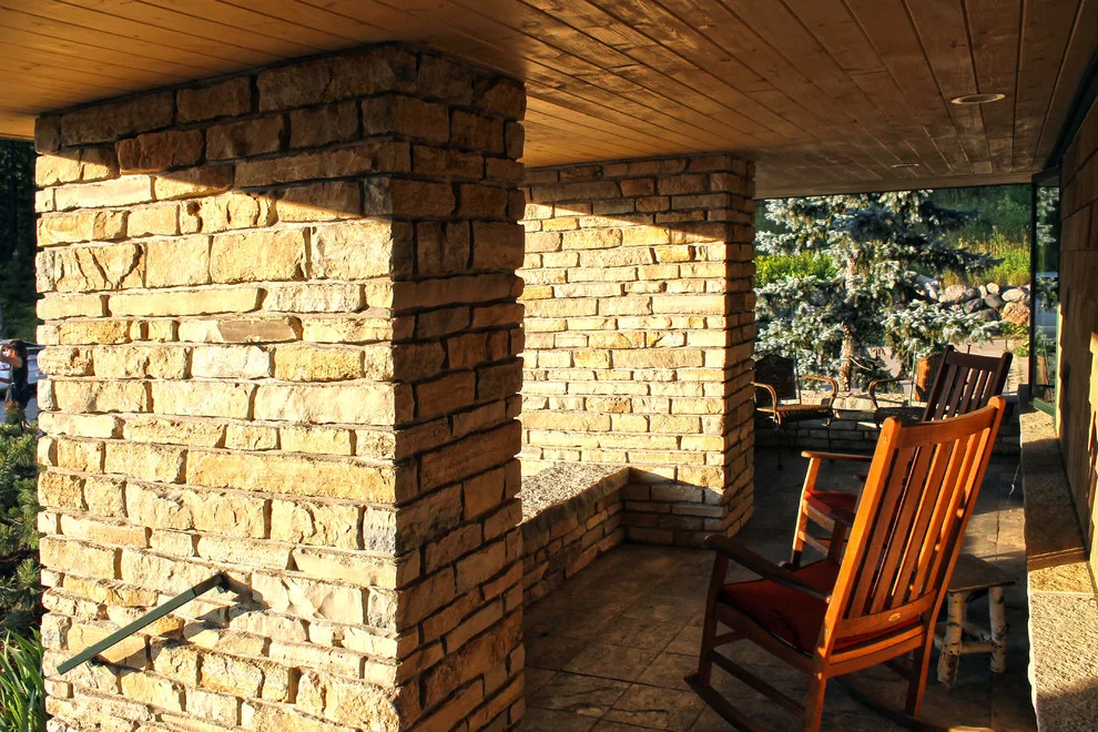 Hillside Residence at Iron Mountain by Mark Blomquist Architects, PLLC - Photo 7