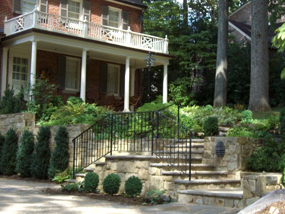 Planting Design by Green Spaces Landscaping - Photo 9