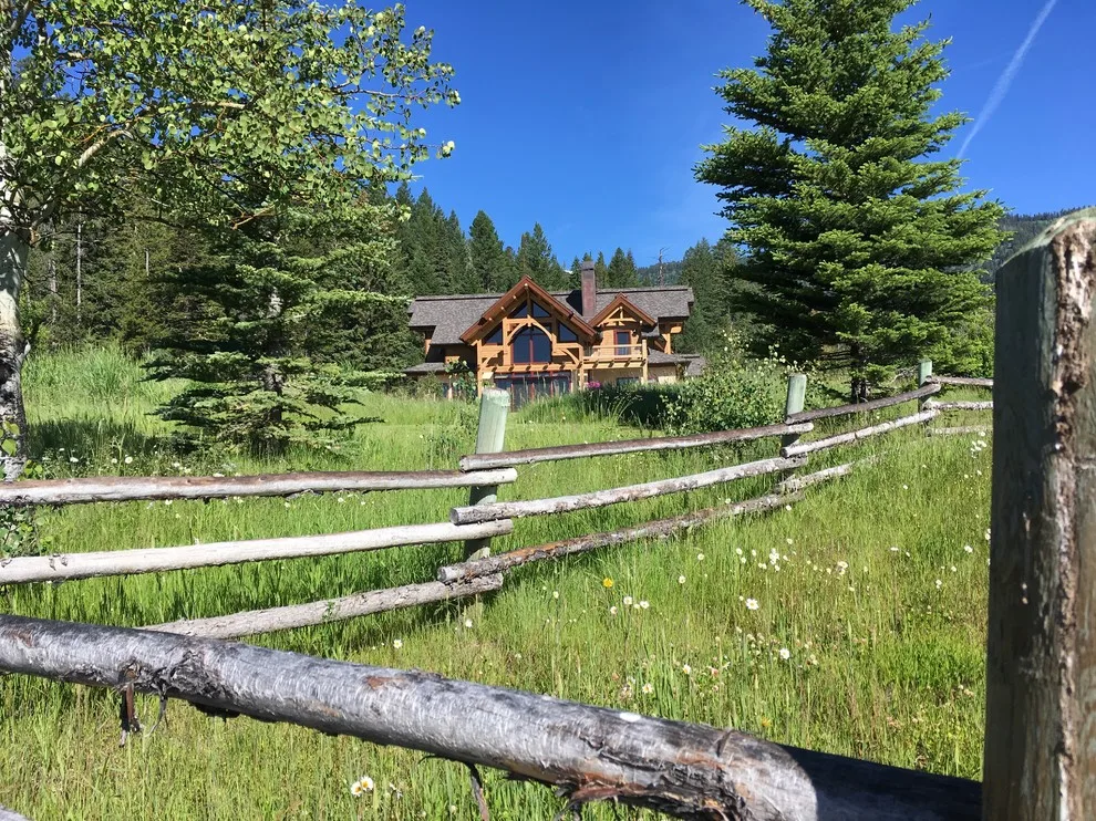 Jackson Hole Home by Gravitas - Photo 7