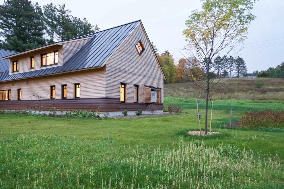 Joslin Hill Energy-Efficient Home by Kaplan Thompson Architects - Photo 15