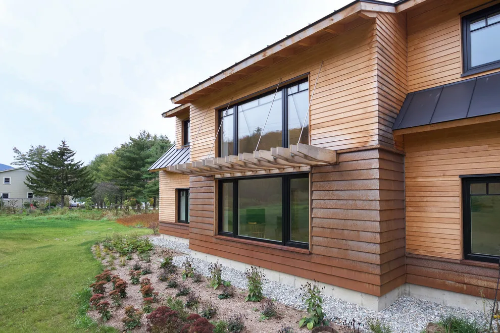 Joslin Hill Energy-Efficient Home by Kaplan Thompson Architects - Photo 11