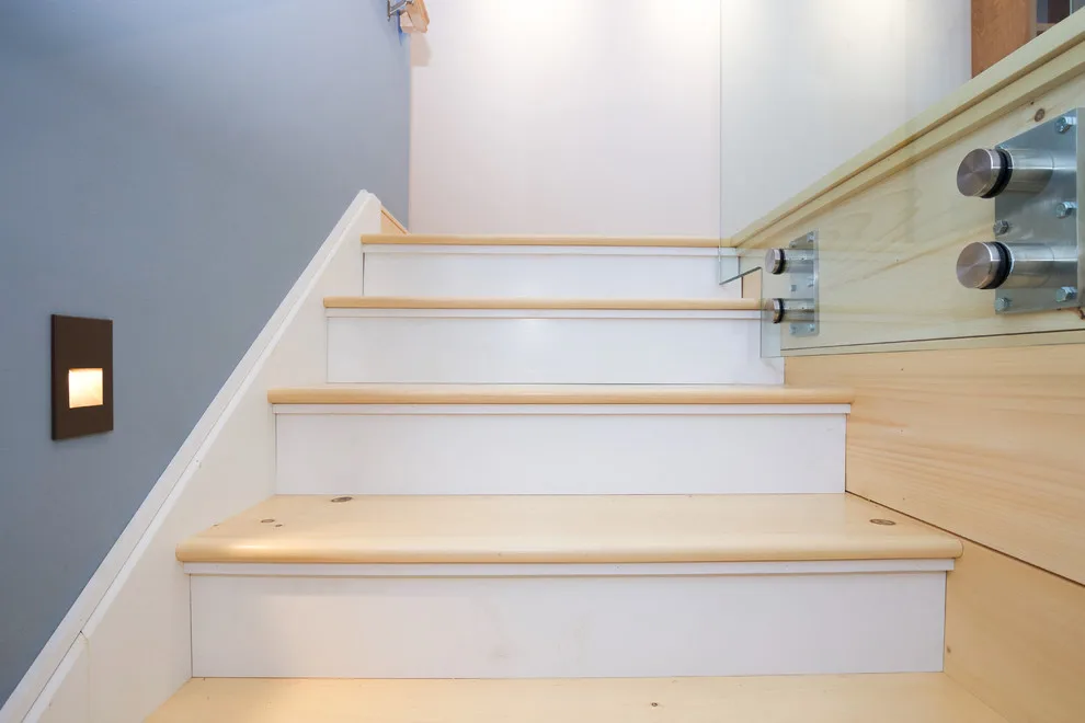Joslin Hill Energy-Efficient Home by Kaplan Thompson Architects - Photo 23