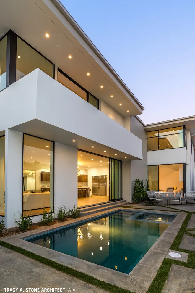 Contemporary Poolside Indoor-Outdoor Living by Tracy A. Stone Architect - Photo 3