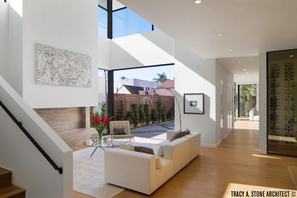 Contemporary Poolside Indoor-Outdoor Living by Tracy A. Stone Architect - Photo 8