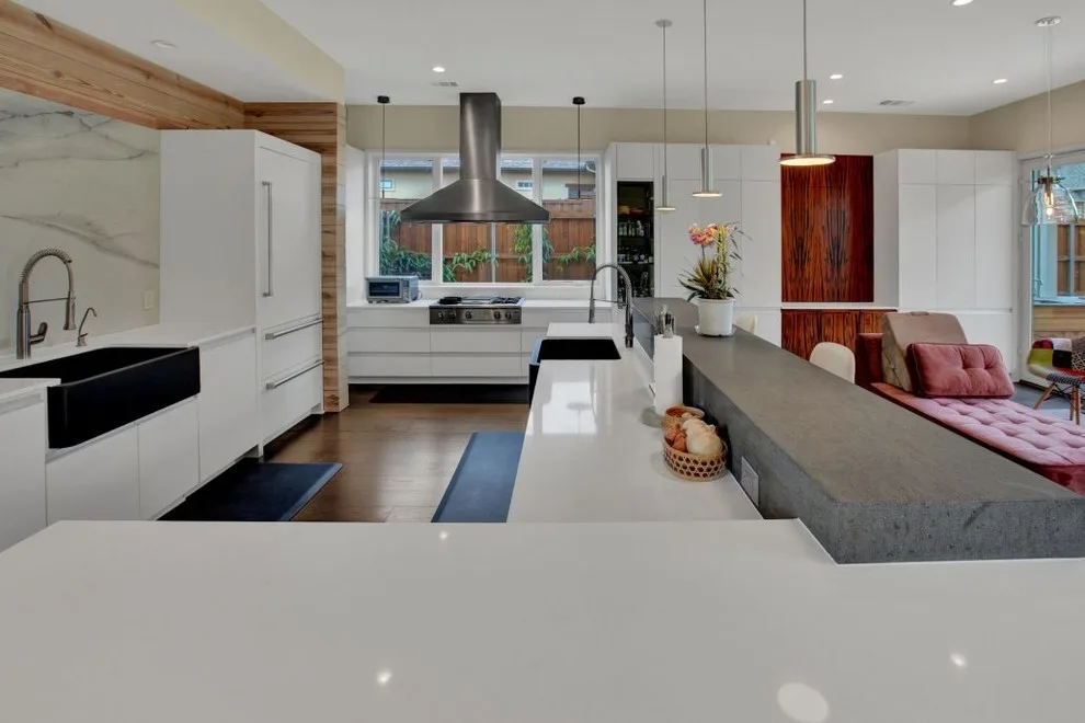 Kings Ridge by Domiteaux Garza Architecture - Photo 5