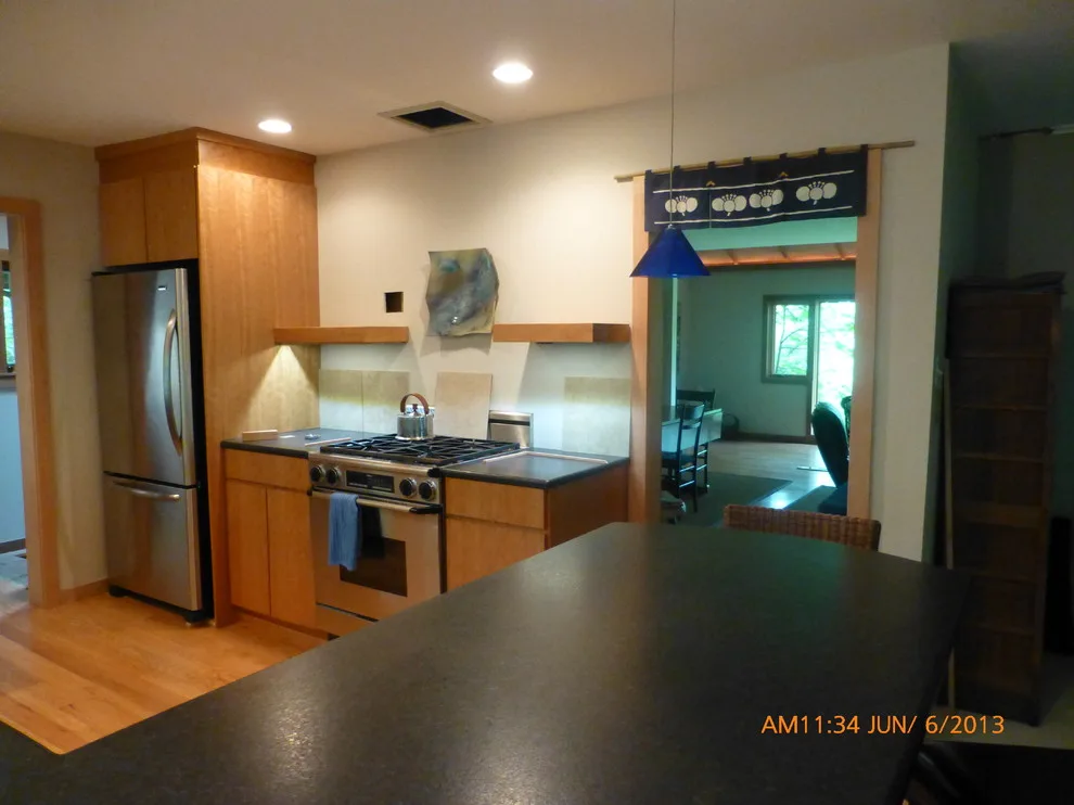 Fayetteville, AR Kitchen Remodel by Valeria Gibertoni LEED AP BD+C - Photo 3