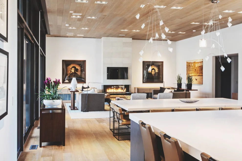 Ladue Contemporary Residence by Bower Leet Design - Photo 4