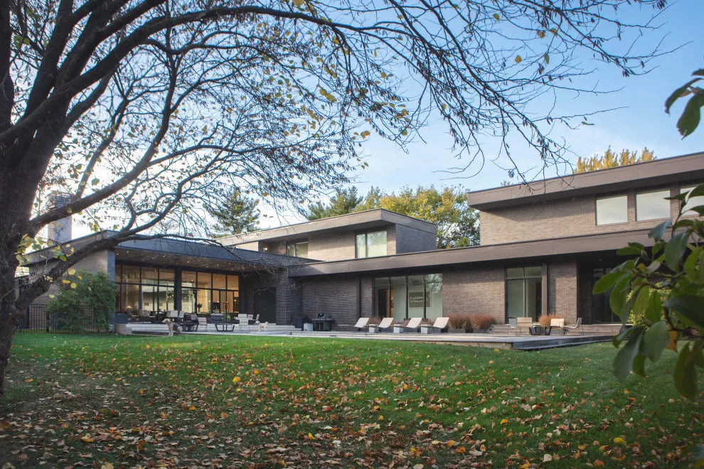 Ladue Contemporary Residence by Bower Leet Design - Photo 9