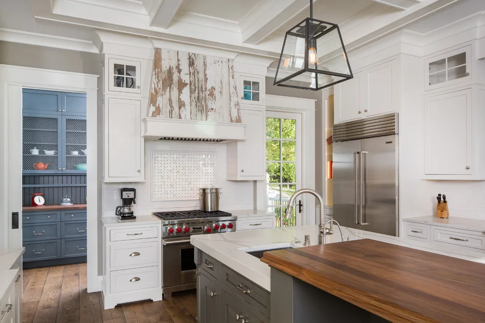 Charlevoix Lake Cottage Design by Edgewater Design Group - Photo 87