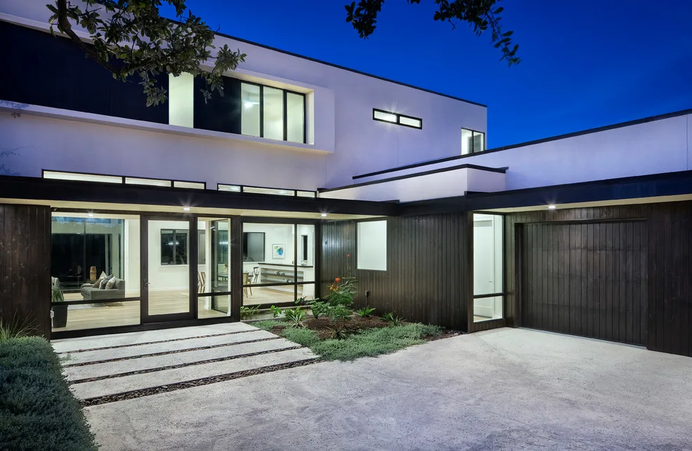 Lakeway Home by Clark Richardson Architects - Photo 19