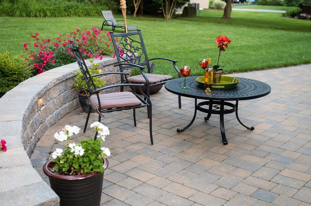 DiSabatino Landscaping And Tree Care - Photo 12