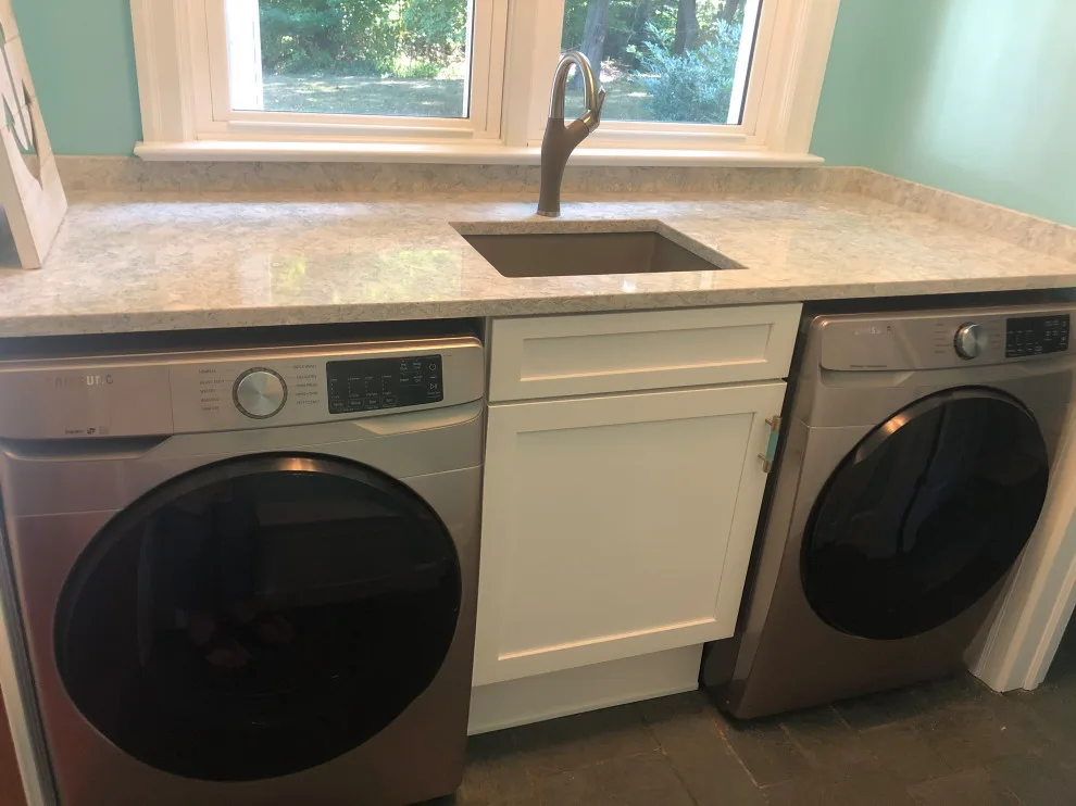 Laundry and Bathroom by Robertson Kitchens - Photo 8