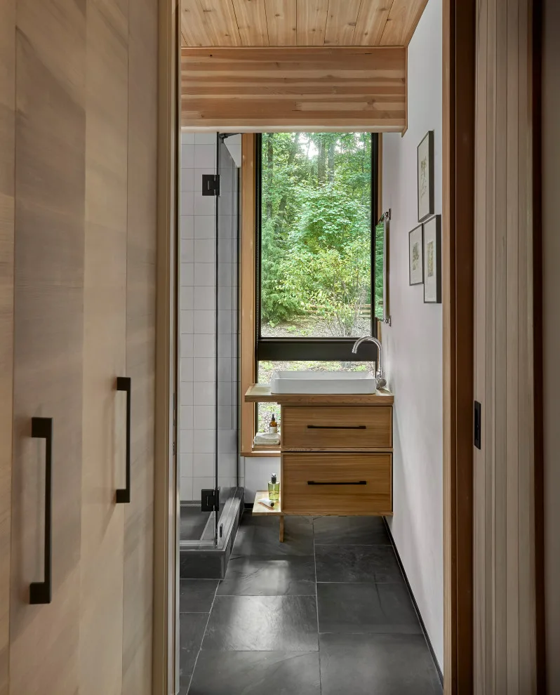 Outlaw Escape by Searl Lamaster Howe Architects - Photo 16