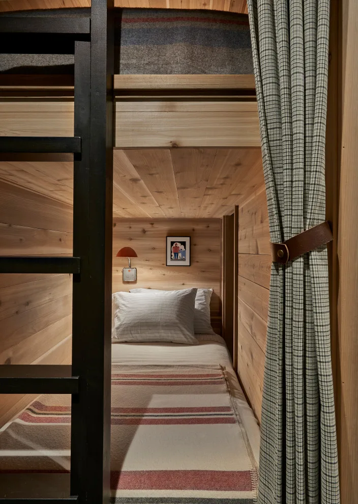 Outlaw Escape by Searl Lamaster Howe Architects - Photo 15