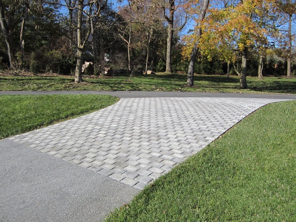 Driveways by DiSabatino Landscaping And Tree Care - Photo 19