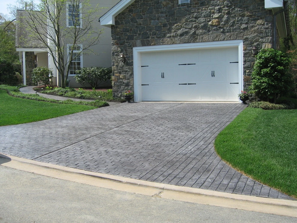 Driveways by DiSabatino Landscaping And Tree Care - Photo 3