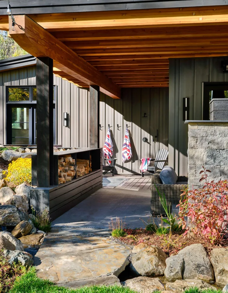 Small Fish Retreat: EM 13 by CRAFT Architecture Studio - Photo 27