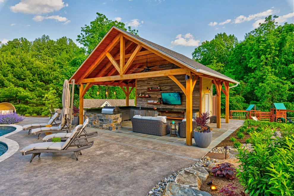 DiSabatino Landscaping And Tree Care - Photo 8