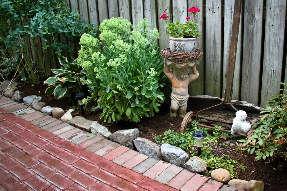 Edging by DiSabatino Landscaping And Tree Care - Photo 21