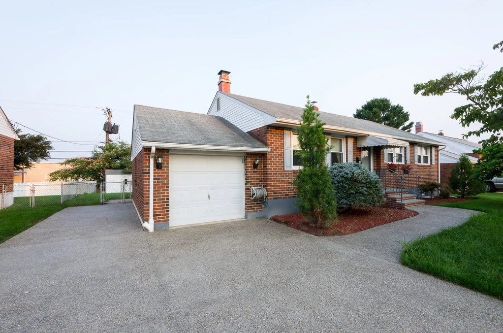 Driveways by DiSabatino Landscaping And Tree Care - Photo 10